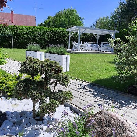 Szary Domek Apartamenty Ustka Esterno foto