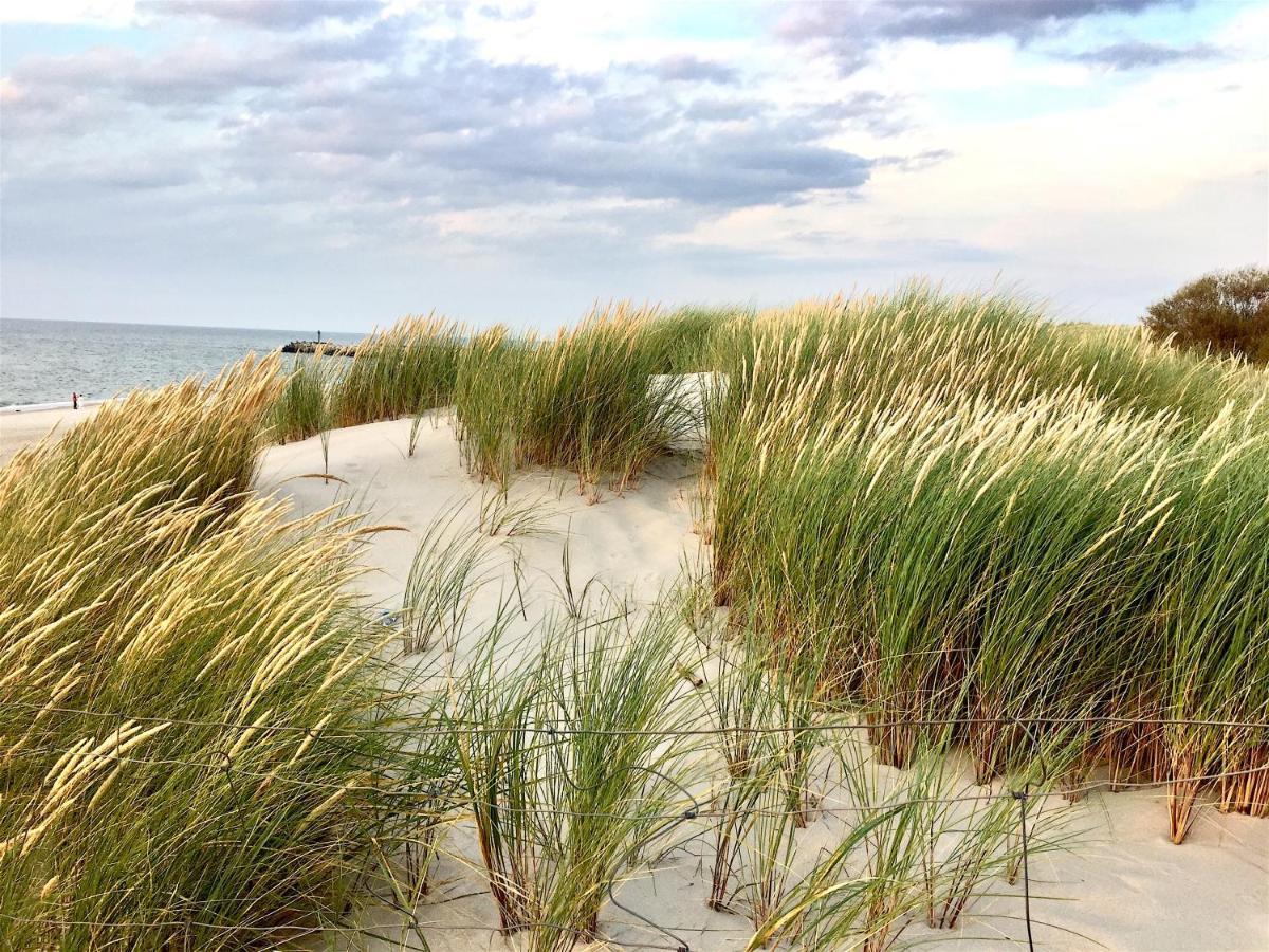 Szary Domek Apartamenty Ustka Esterno foto