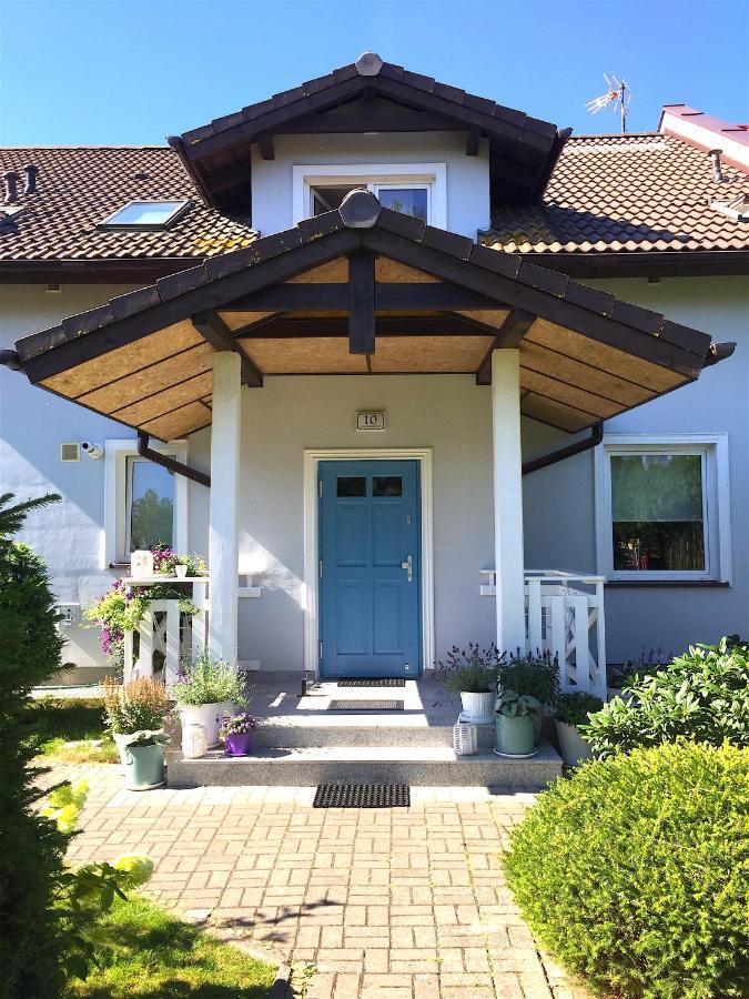 Szary Domek Apartamenty Ustka Esterno foto
