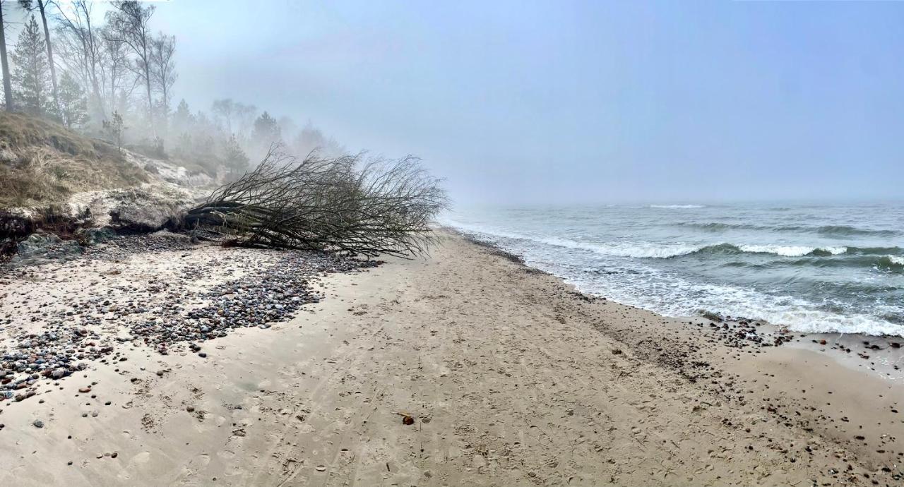 Szary Domek Apartamenty Ustka Esterno foto