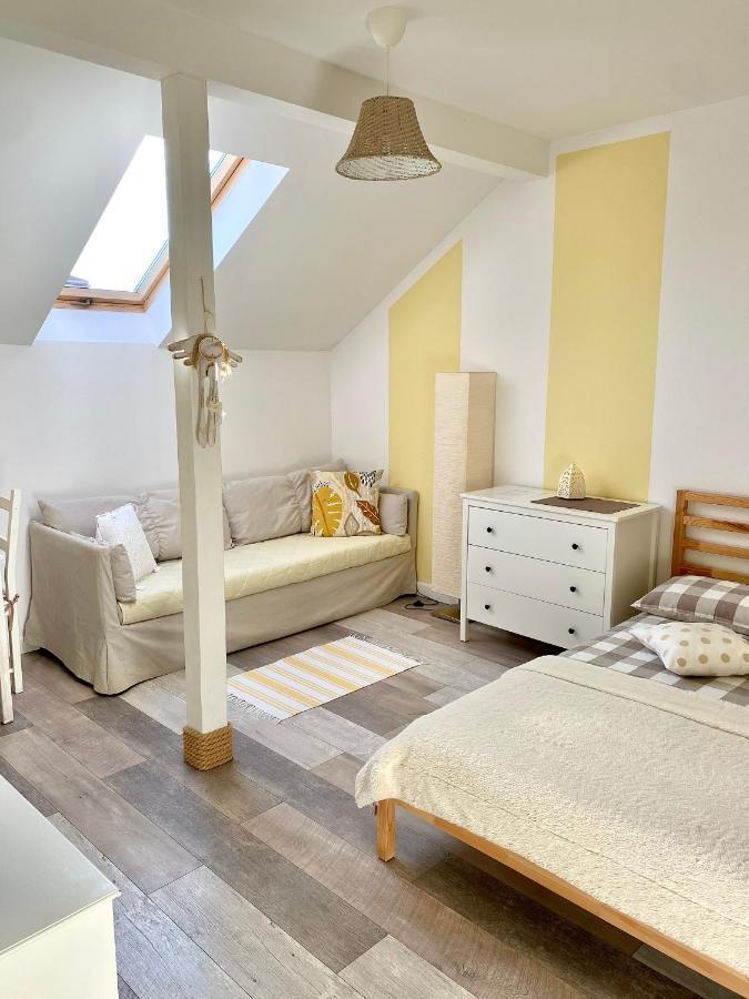 Szary Domek Apartamenty Ustka Esterno foto