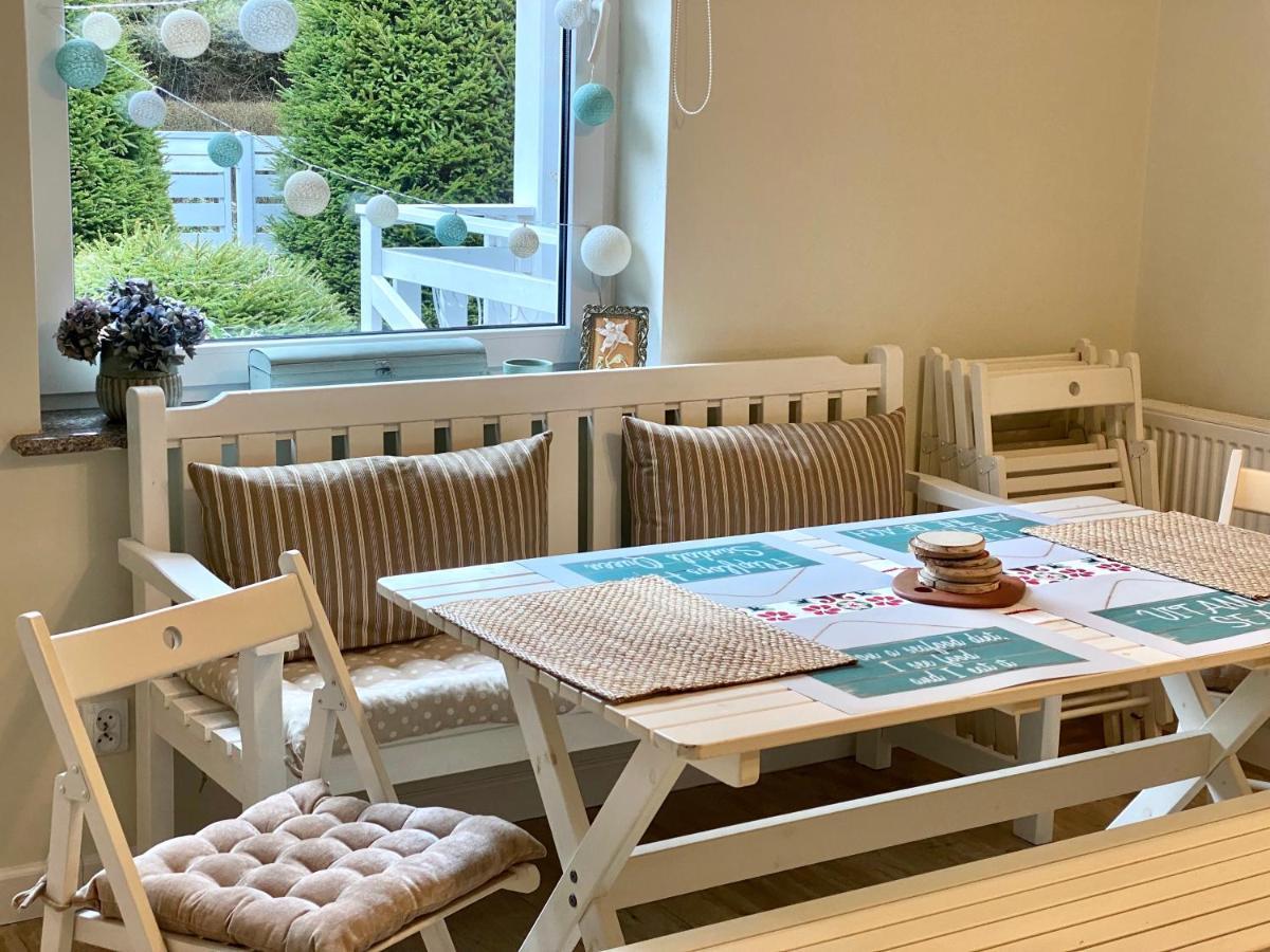 Szary Domek Apartamenty Ustka Esterno foto