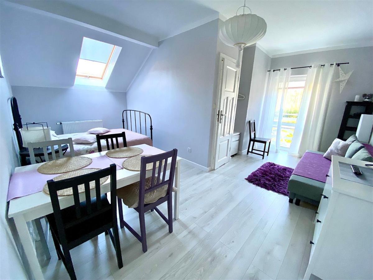Szary Domek Apartamenty Ustka Esterno foto