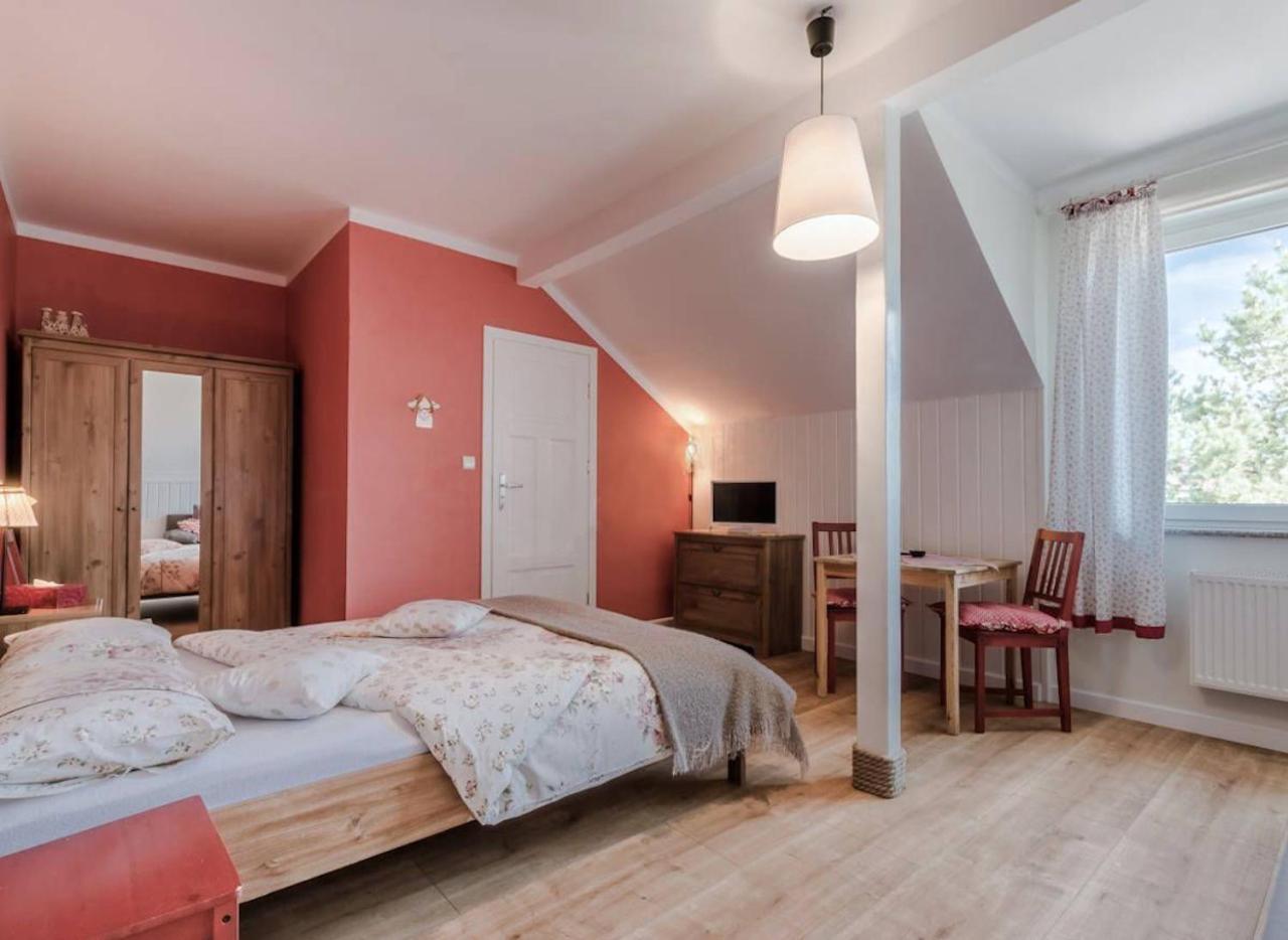 Szary Domek Apartamenty Ustka Esterno foto