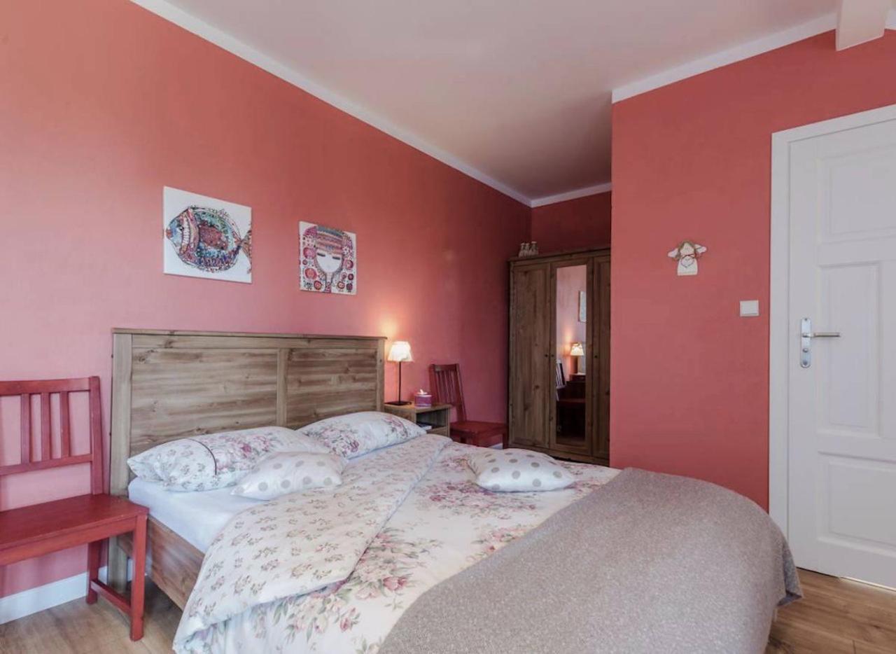 Szary Domek Apartamenty Ustka Esterno foto